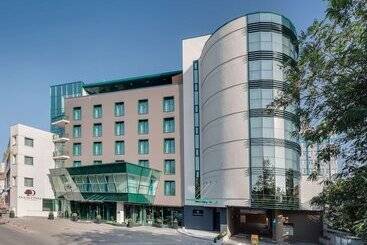 هتل Doubletree By Hilton Cluj – City Plaza