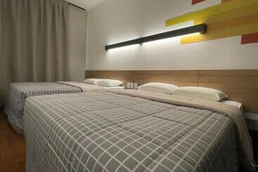 호텔 10 Itajai/navegantes