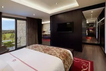 ホテル Castillo de Gorraiz & Spa