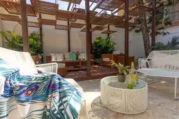 ホテル Mandalas House By Dot Boutique