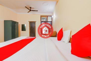 בית מלון כפרי Oyo 77590 Vats