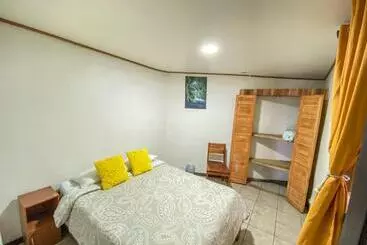 ベッドアンドブレックファースト Montefresco Boutique Hostel