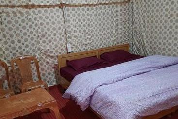 אתר נופש Nirmal Camps Kasol