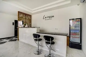 Hotel Oyo 90164 La Rissa Residence