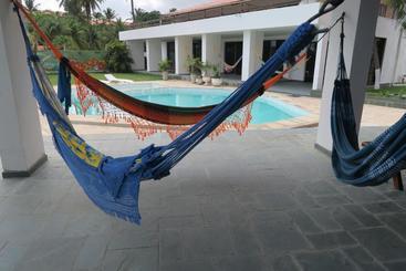 بنسيون Pousada Kite Da Mary Cumbuco