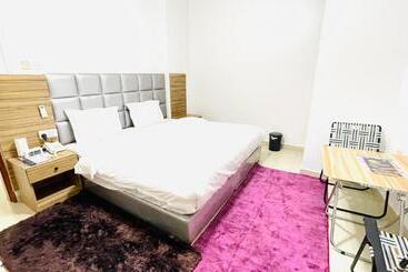 Апарт-отель Al Quba Al Thahbia Hotel Suites 2