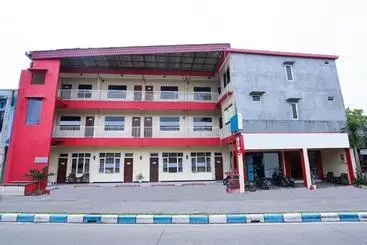 Hotel Oyo 2612 Pondok Rizqi Syariah