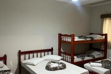 هتل Romaria Aparecida