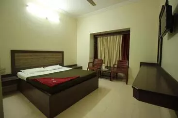 Hotel Laxmibai Palace