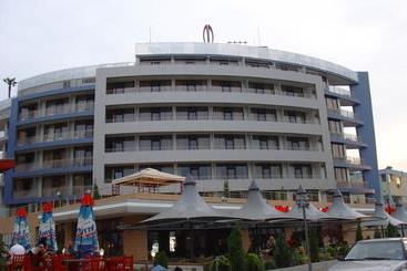 هتل Marieta Palace