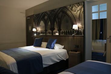 Отель Le Mouton Blanc