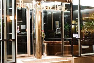 Royal Square Hotel & Suites