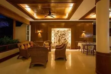 בית מלון כפרי Lanta Casuarina Beach Resort Sha Plus