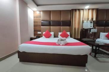 호텔 Krone Plaza Delhi Airport