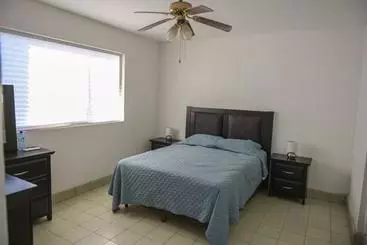 Pensão Room In Apartment - 16 Studio In Torreon Jardin