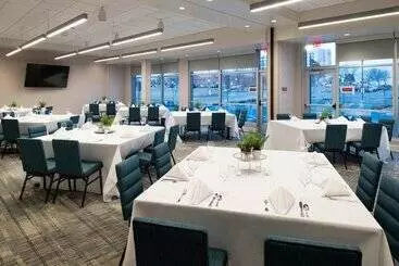 ホテル Four Points By Sheraton Kansas City Olathe