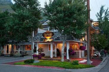 호텔 Parkway Inn Of Jackson Hole