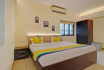 Itsy Hotels Vailankanni Natures Inn