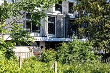 Aparthotel Les Jardins De St Cloud