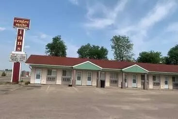 Centre Suites Inns Motel