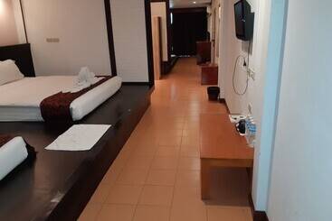 בית מלון כפרי Aonang Terrace