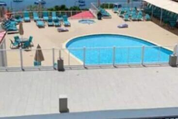 호텔 Castle Villas At Bluebeard S