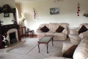 Отель Innisfree B&b