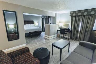 فندق Spark by Hilton Eden Prairie