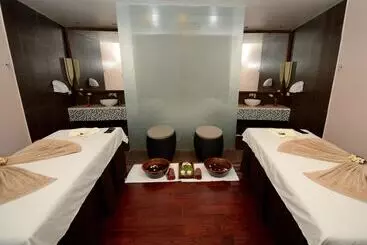 هتل Ocean Paradise Resort & Spa Zanzibar