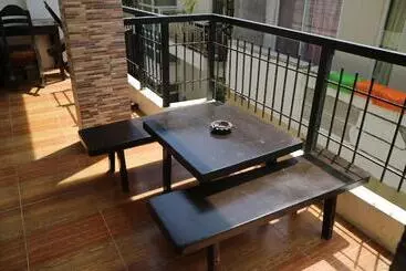 Hotel Taj Guesthouse