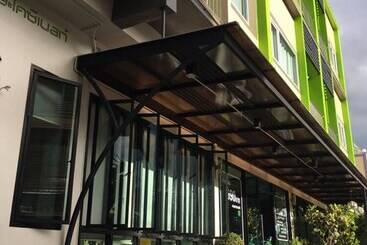 호텔 The Cozy Nest Boutique Rooms