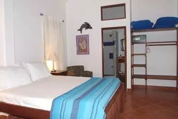 Aparthotel Bluebelize B&b
