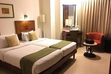 Nani Hotels & Resorts