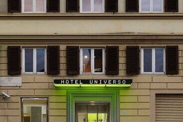 هتل Universo