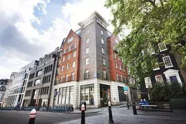 Marlin Apartments London City   Queen Street