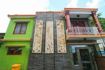 Hotel Batukaru Garden 3