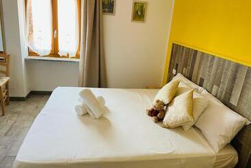 Majatalo B&b With Pool La Montaldina Piemonte