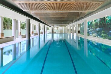 בית מלון כפרי Meriton Suites Waterloo