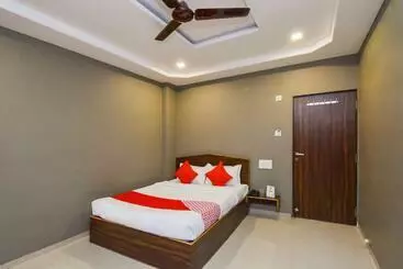 هتل Sukrangu Palace