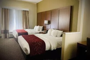בית מלון כפרי Comfort Suites Jefferson City