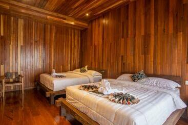 Panzió Bali Jegeg Munduk Hotel, Bar, And Restaurant