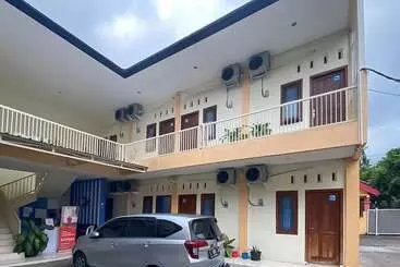 Pansiyon Reddoorz Syariah @ Pahlawan Sidoarjo