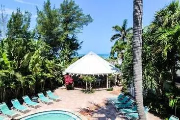 Resort Tropic Isle At Anna Maria Island Inn