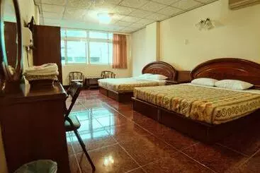 تختخواب و صبحانه Sun Moon Lake Fisherman Homestay