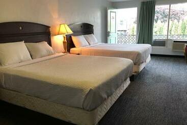 Otel Portland Super Value Inn