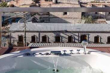 בית מלון כפרי Hampton By Hilton Arequipa