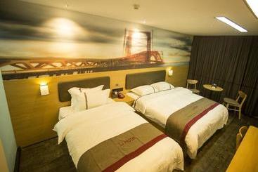 Hotel Thank Inn  Jiangxi Nanchang Qingshanhu District Meng Shidai Xiejiacun Metro Station