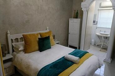 Bed and Breakfast Fountain Villa