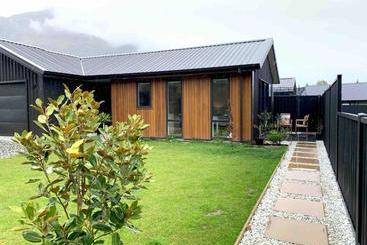 פנסיון Hillside Studio