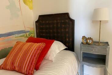 تختخواب و صبحانه Villa Aristide